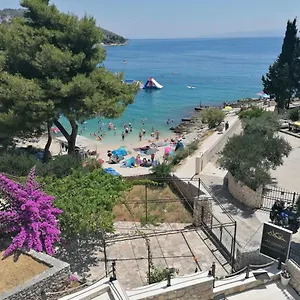 Aequum Maison d'hôtes Okrug Gornji
