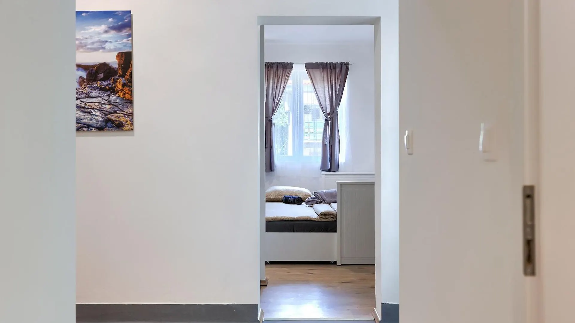 Monte Zaro Hostel Πούλα
