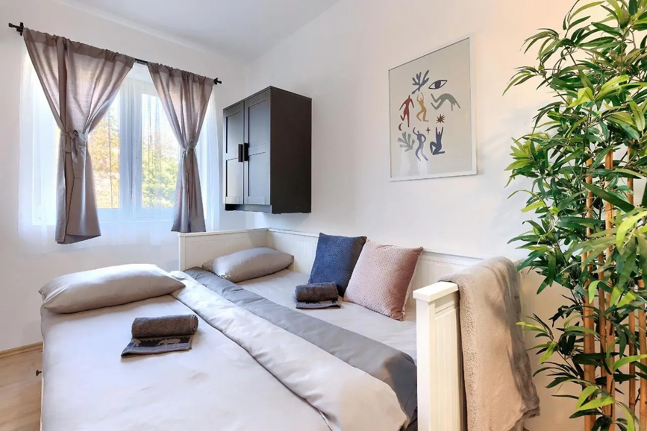 Monte Zaro Hostel Pula